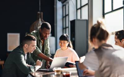 From Chaos to Collaboration: How to Thrive in MiM Group Projects